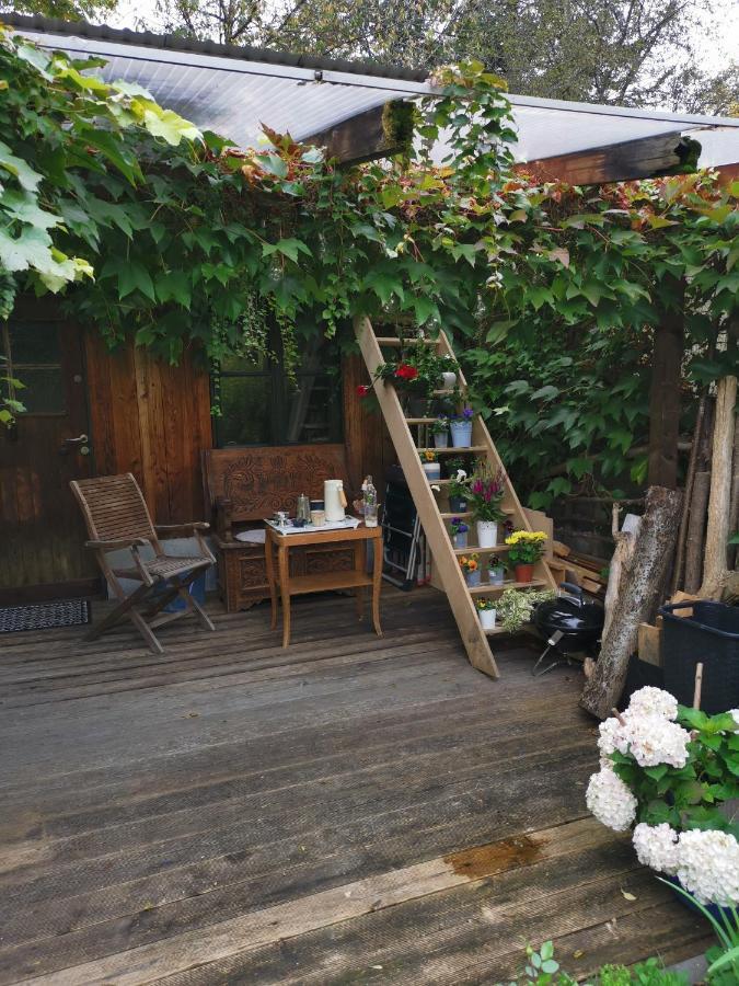 Hotel Atelier & Gardenhouse Glamping à Munich Extérieur photo