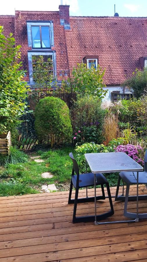 Hotel Atelier & Gardenhouse Glamping à Munich Extérieur photo